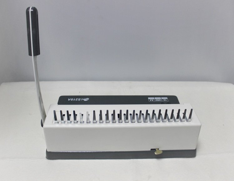S218A  21孔 A4 活頁釘裝機 (可打約12張紙)