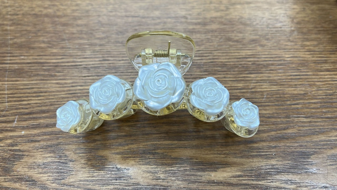 新款抓抓髮夾 (珠/花)