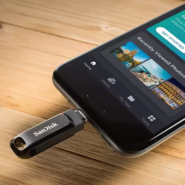 SanDisk Ultra Dual Drive Go 64GB Type-C 手指